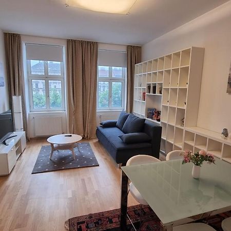 Sunny Apartment Next To Metro 1Br Wien Eksteriør billede