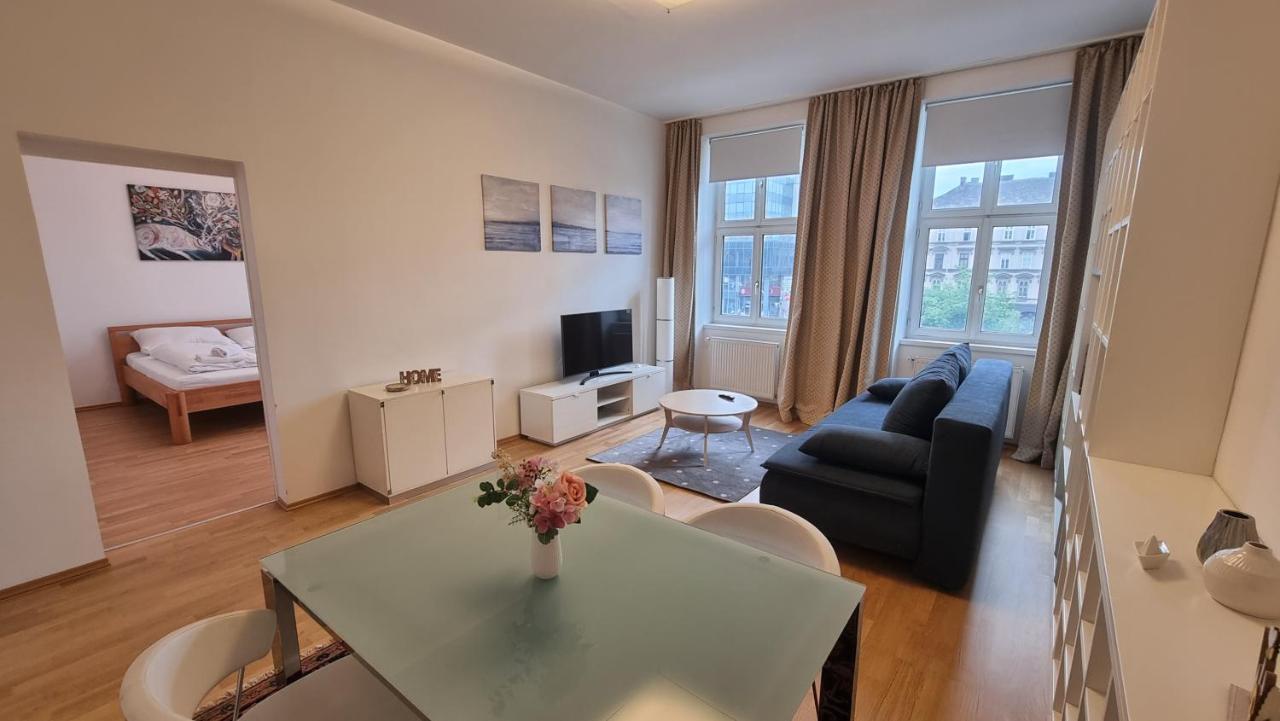Sunny Apartment Next To Metro 1Br Wien Eksteriør billede