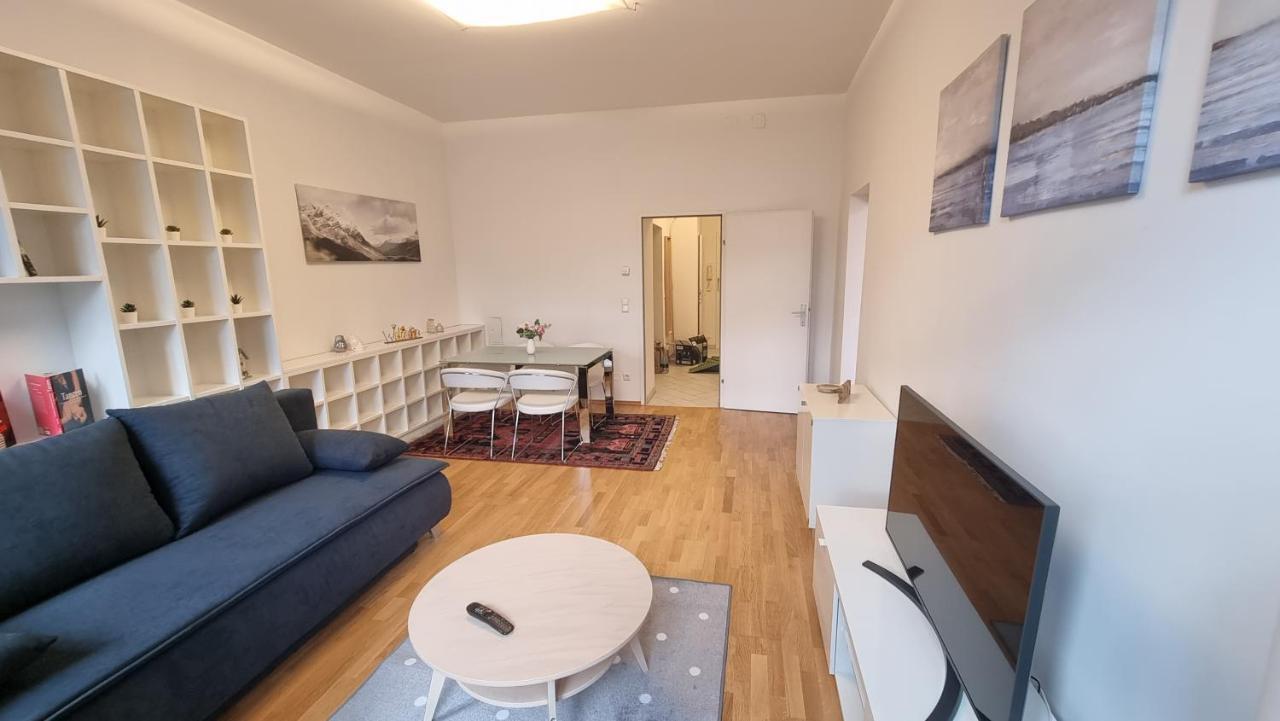 Sunny Apartment Next To Metro 1Br Wien Eksteriør billede