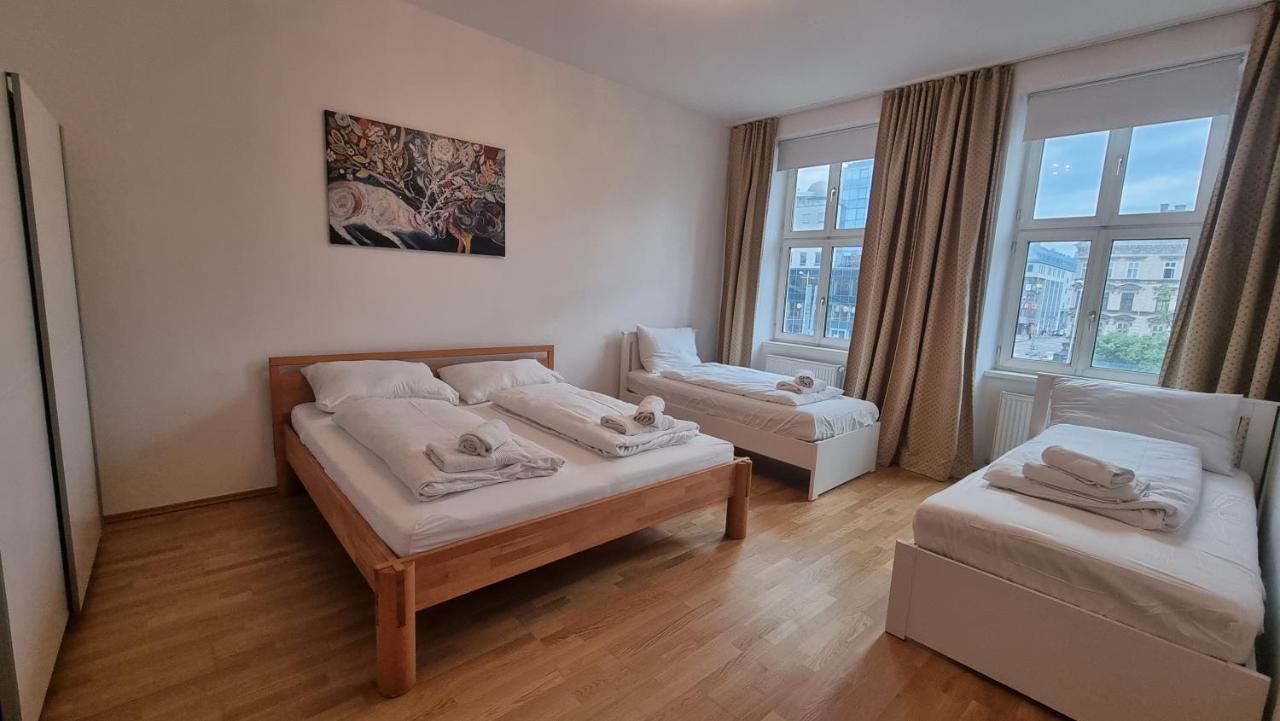 Sunny Apartment Next To Metro 1Br Wien Eksteriør billede