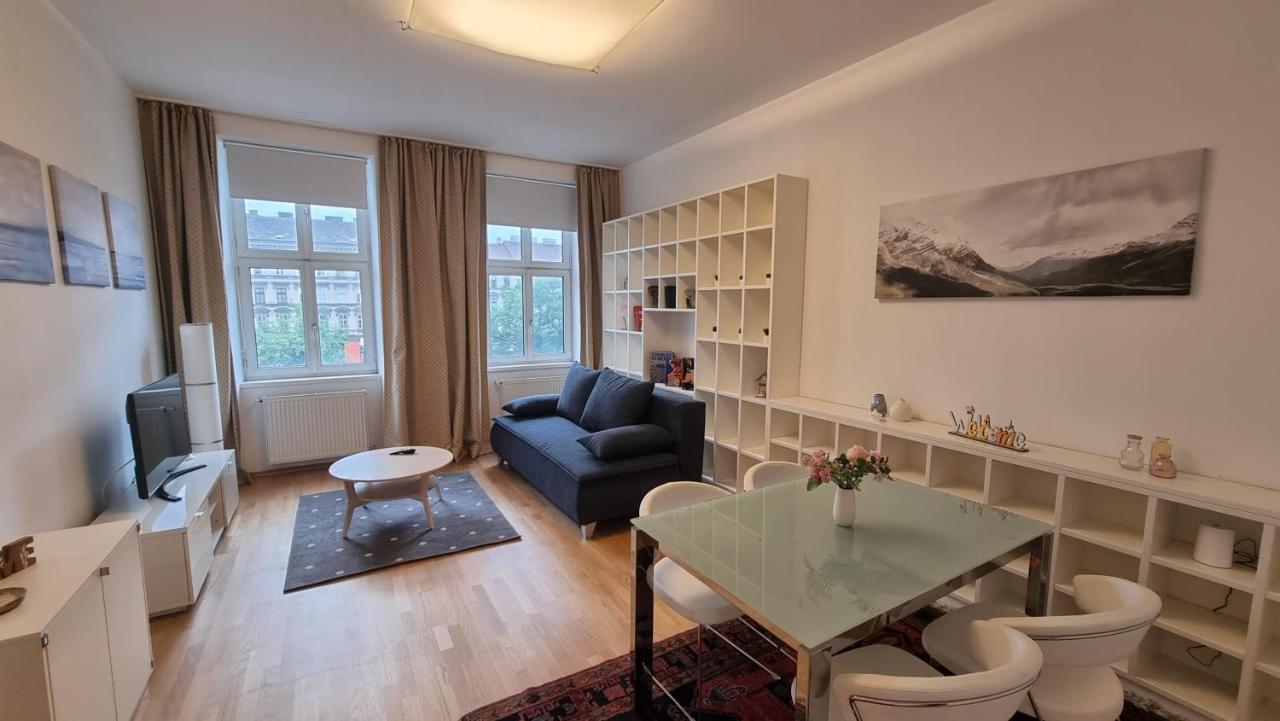 Sunny Apartment Next To Metro 1Br Wien Eksteriør billede