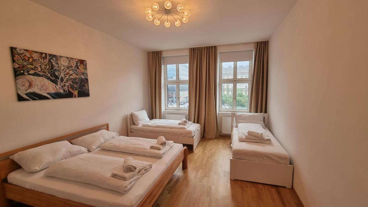 Sunny Apartment Next To Metro 1Br Wien Eksteriør billede